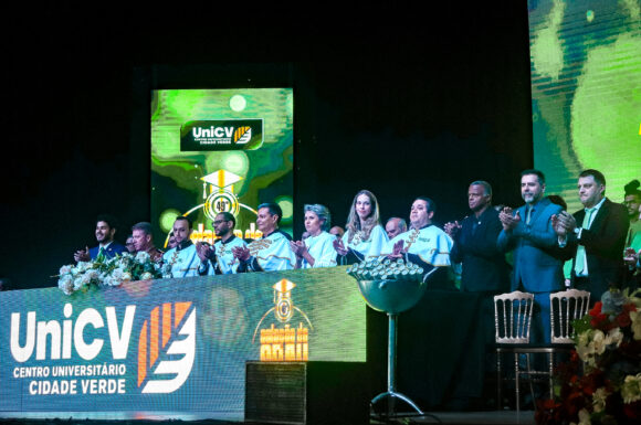 UniCV realiza 49ª Colação de Grau e celebra conquistas dos formandos de 2024